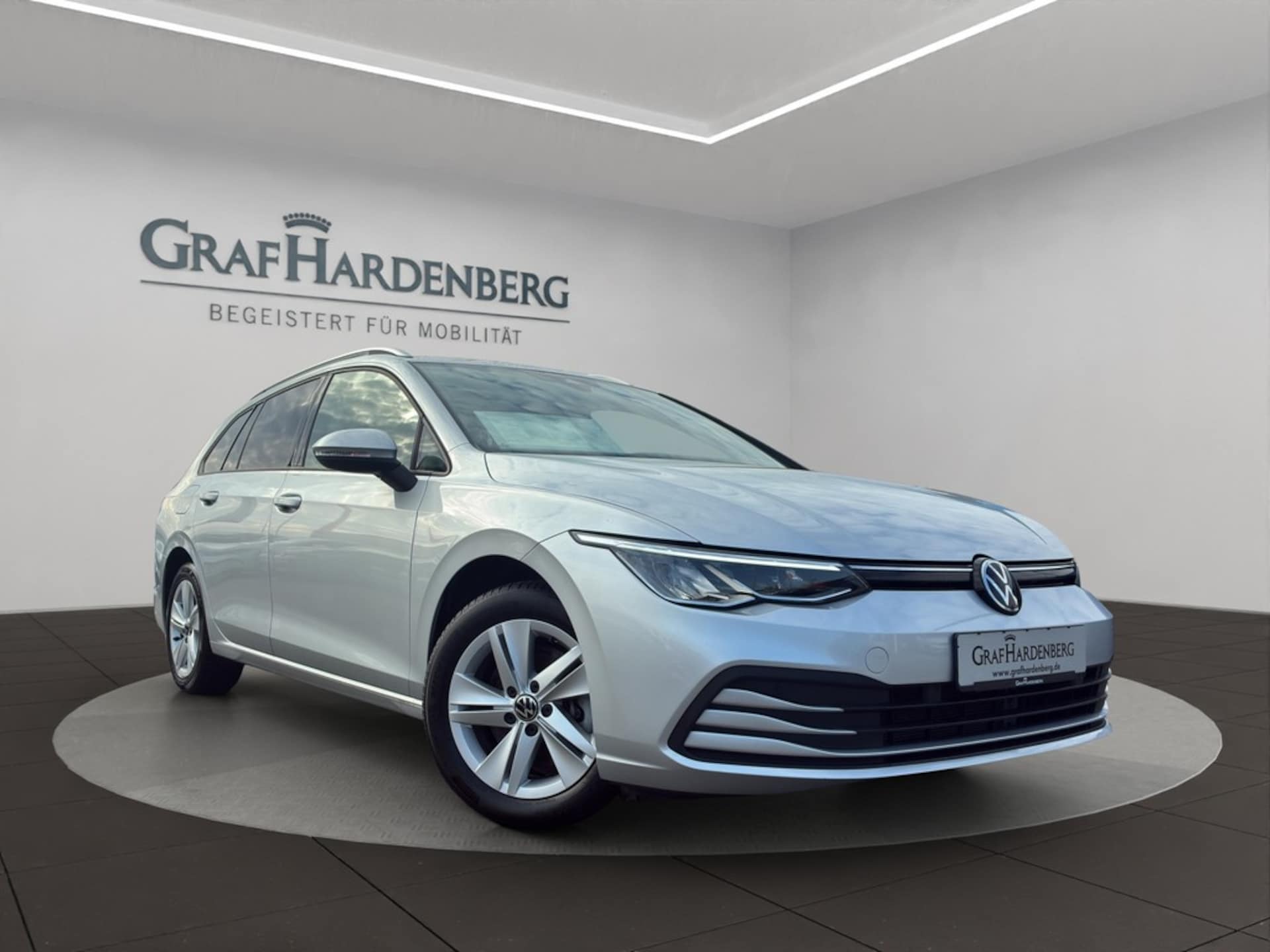 Volkswagen Golf Variant Life