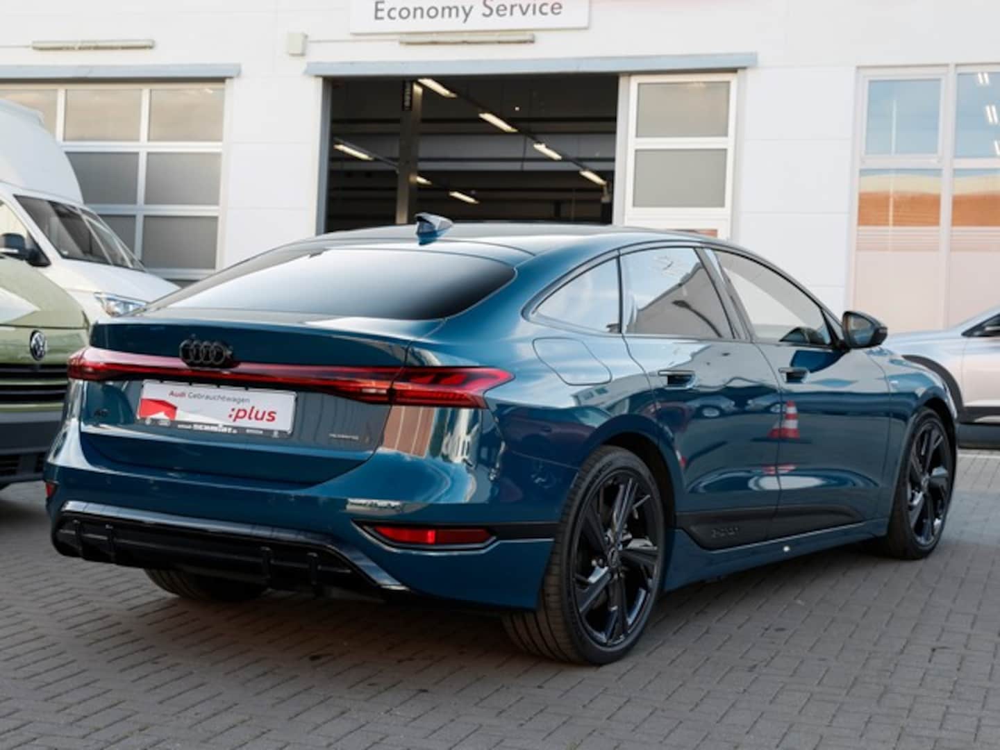 Bild über Audi A6 Sportback e-tron e-tron quattro - für weitere Informationen kontaktieren Sie den Audi Partner