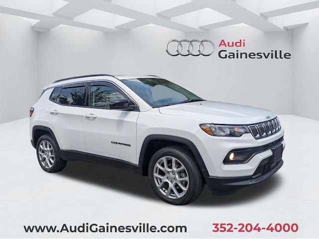 Photo of 2022 Jeep Compass 