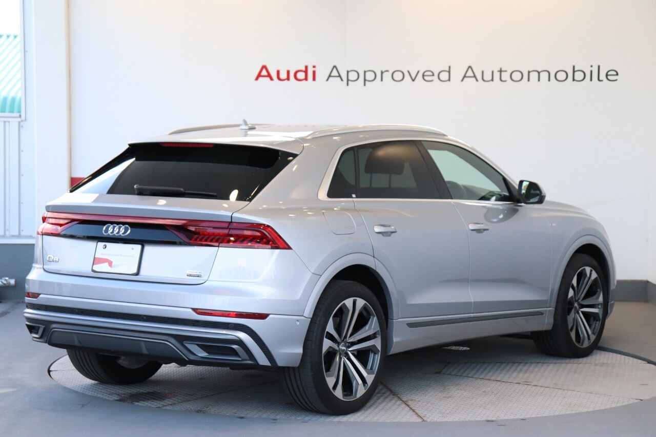Image about Audi Q8 55 TFSI quattro debut package S line