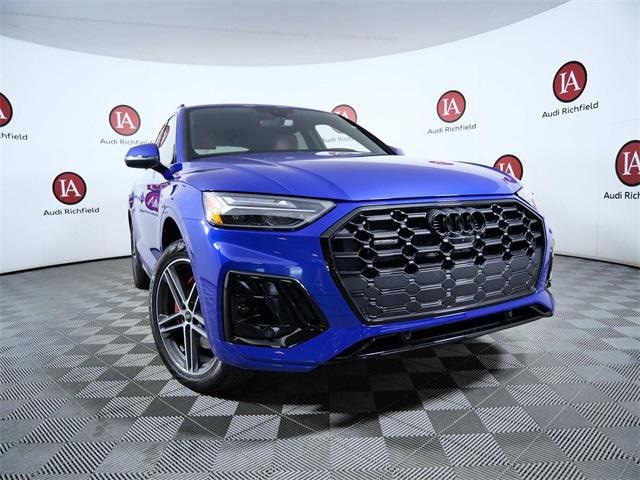 Used 2022 Audi Q7 Premium Plus with VIN WA1LXBF71ND008823 for sale in Richfield, Minnesota