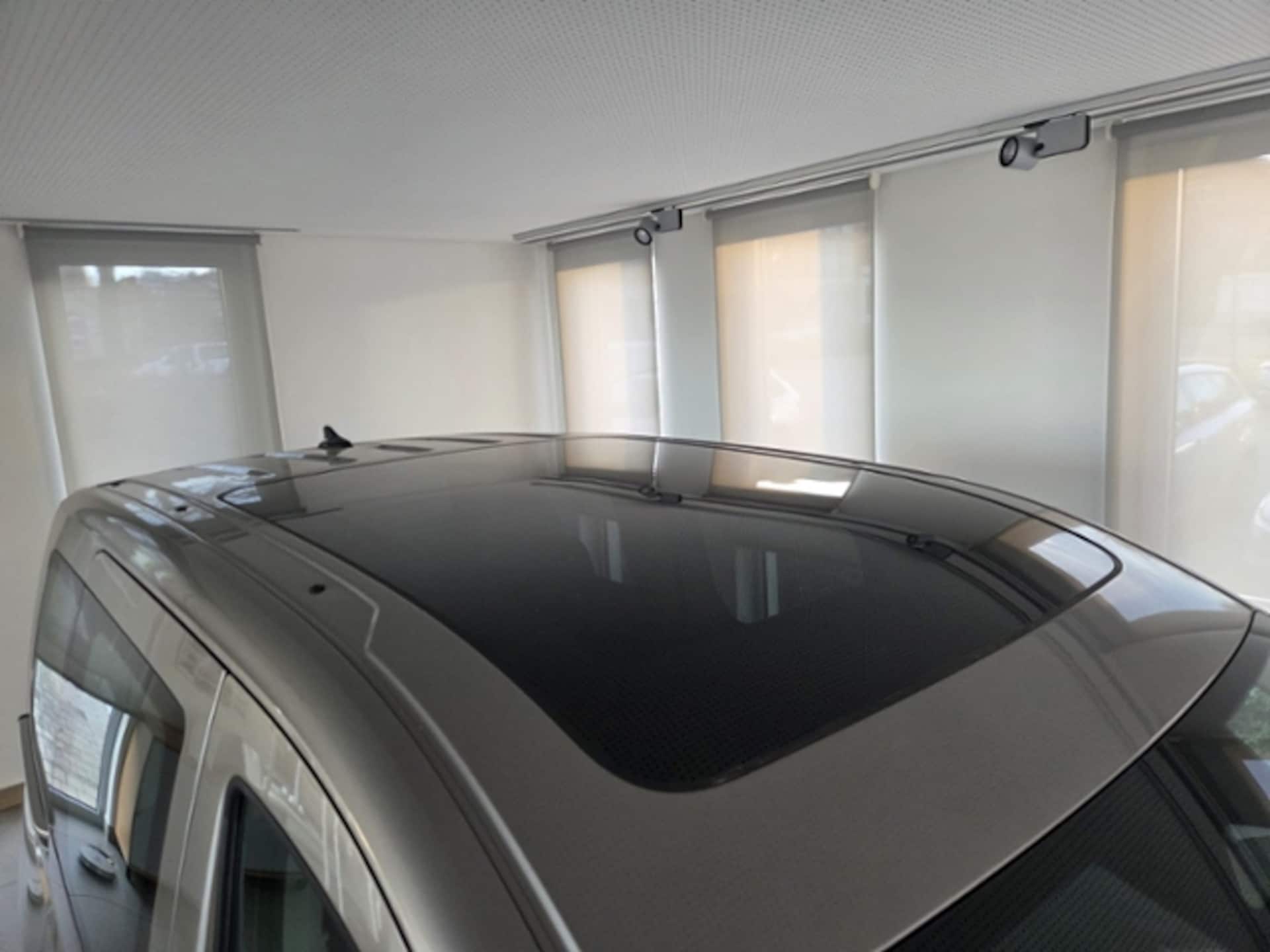 Volkswagen Caddy Basis-Modell