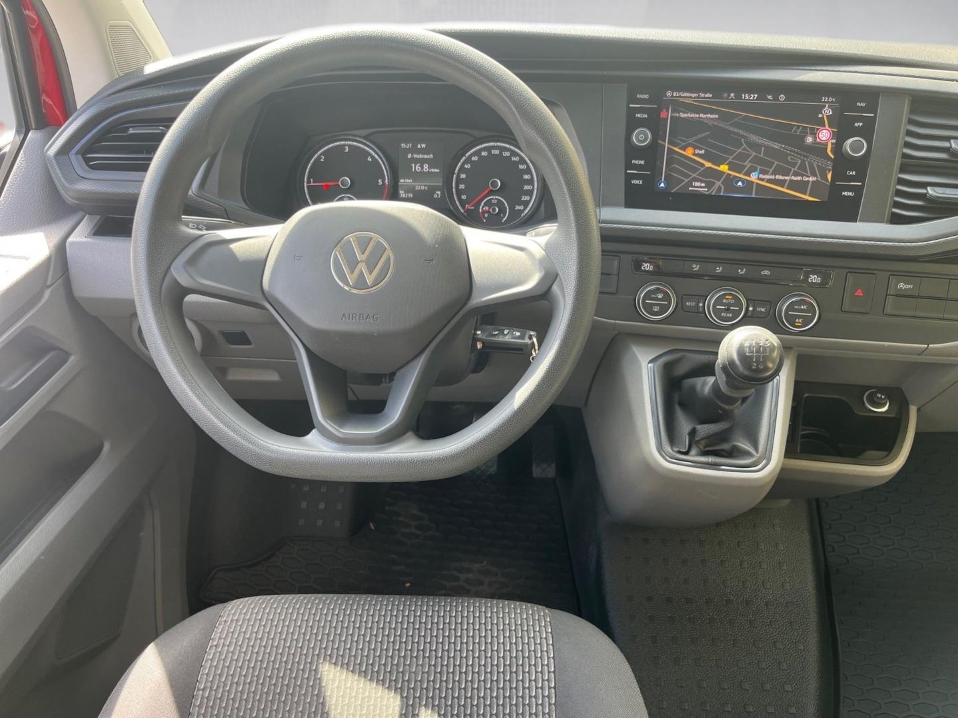 Volkswagen T6.1 Caravelle langer Radstand Trendline