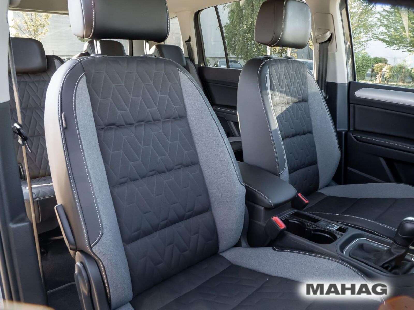 Volkswagen Touran – Bild 14