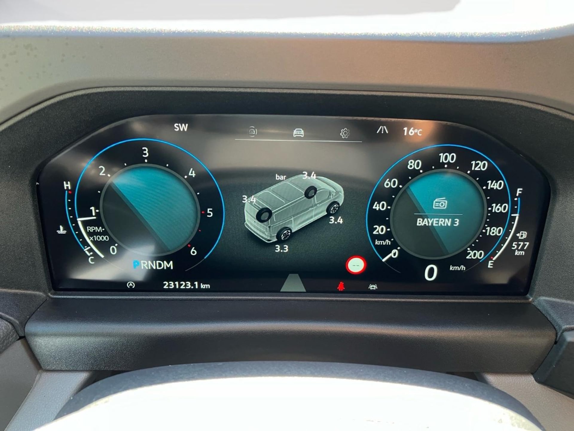 Volkswagen Transporter Kasten langer Radstand