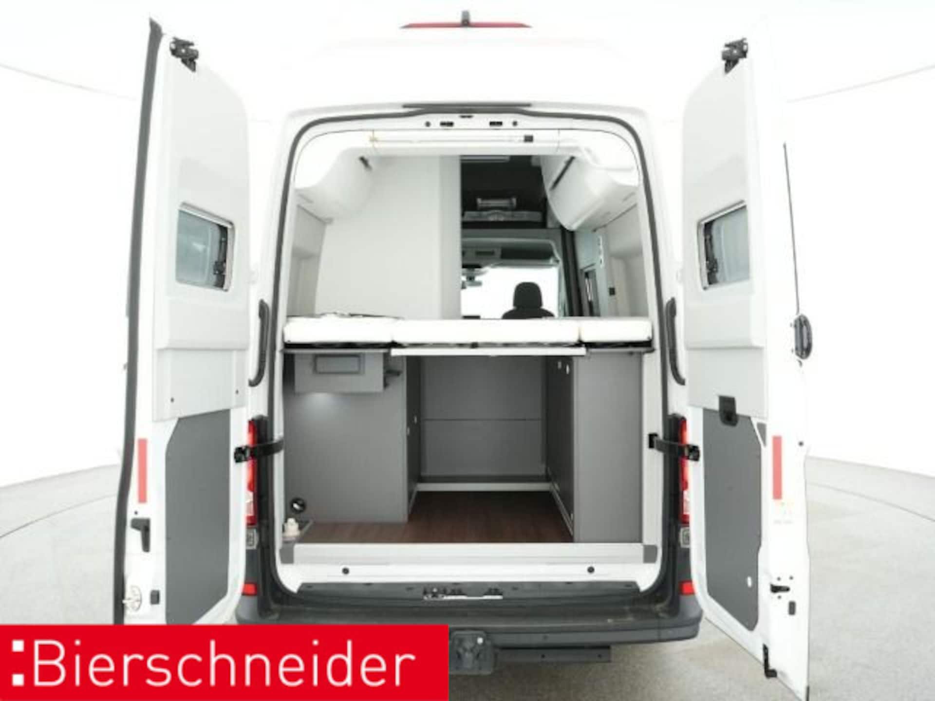 Volkswagen Grand California 600
