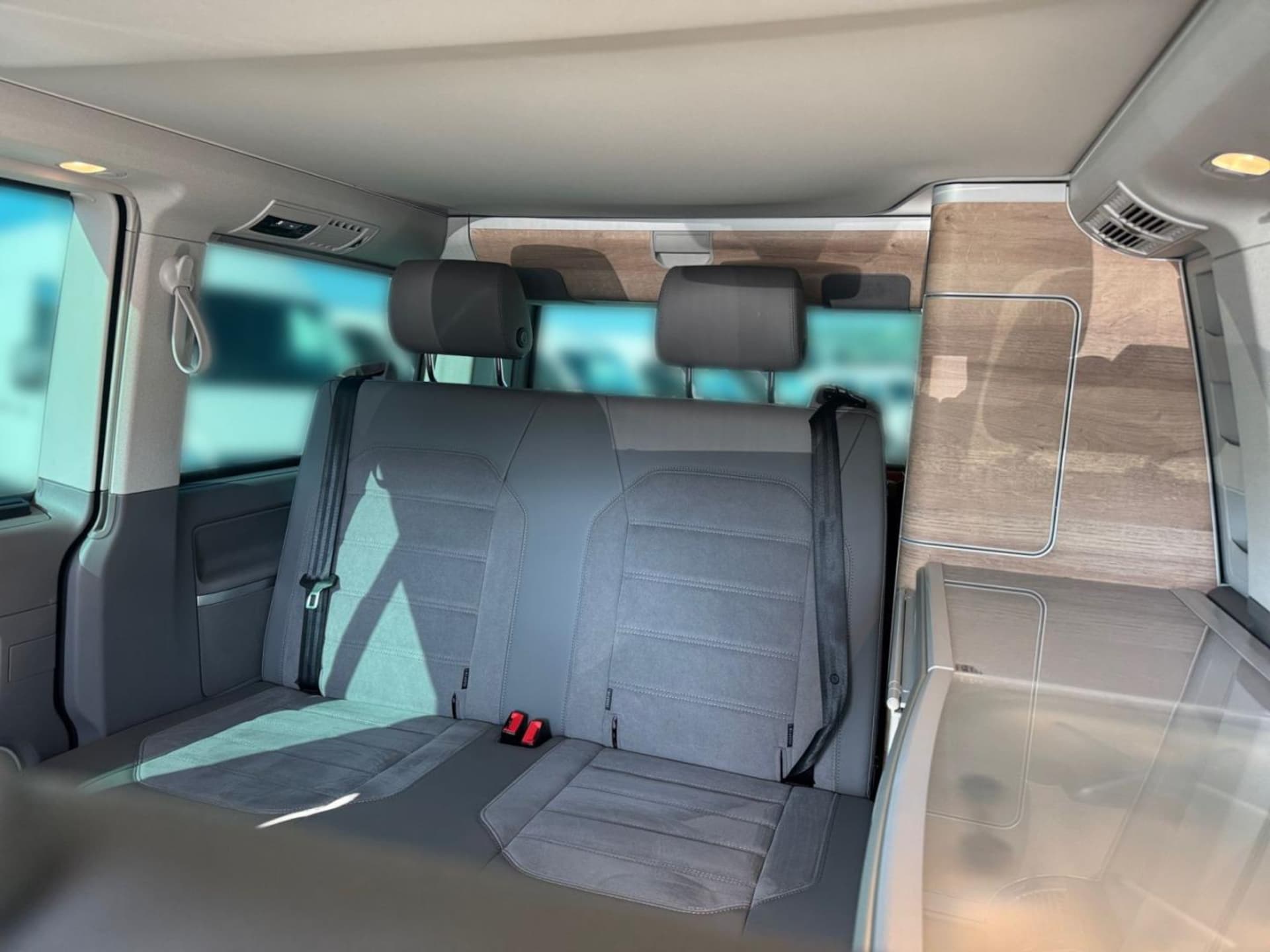 Volkswagen T6.1 California Ocean