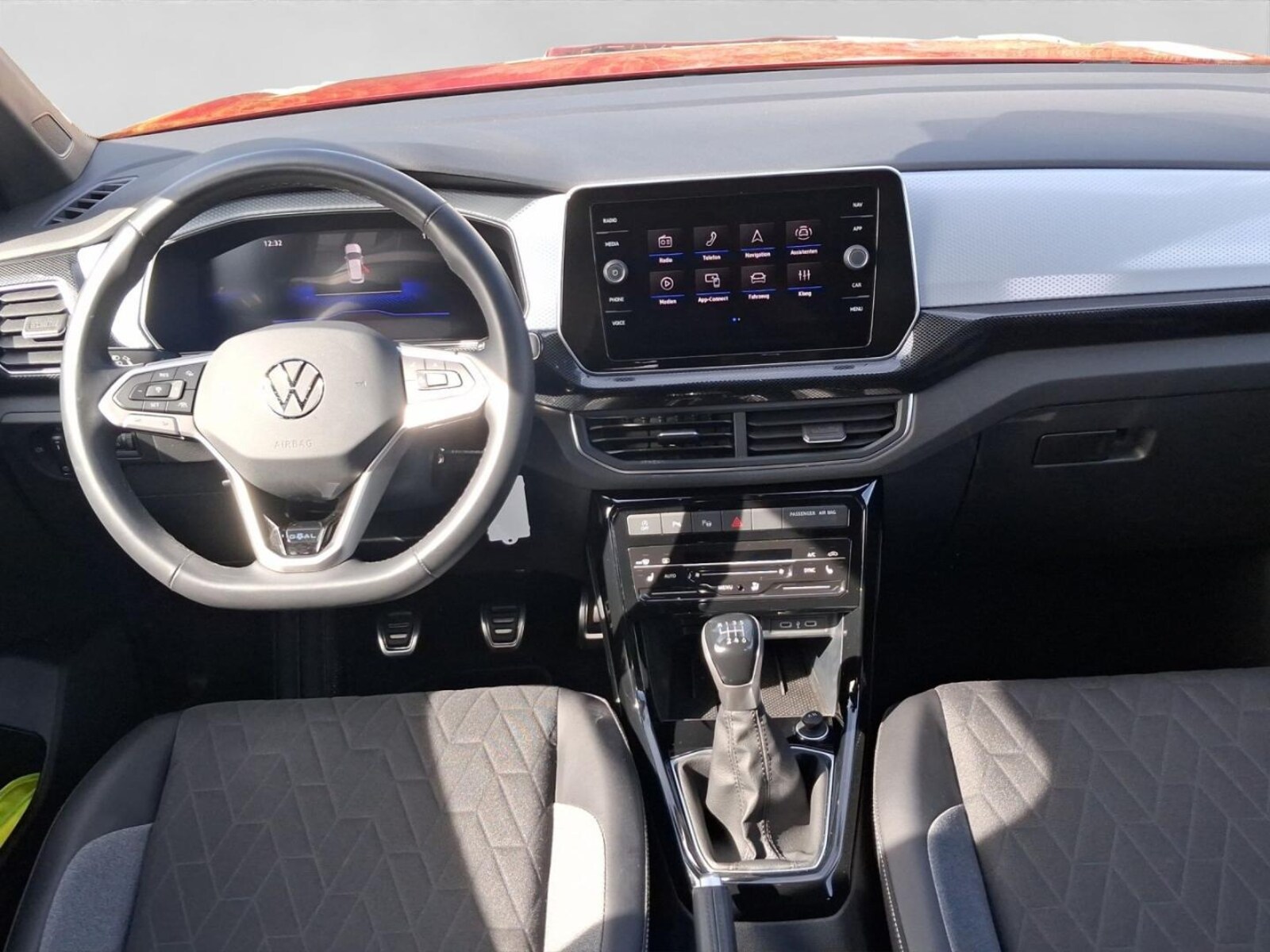 Volkswagen T-Cross – Bild 4