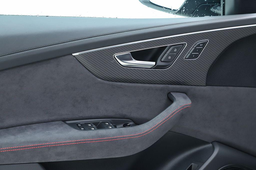 2026 Audi RS Q8 Base - Photo 39