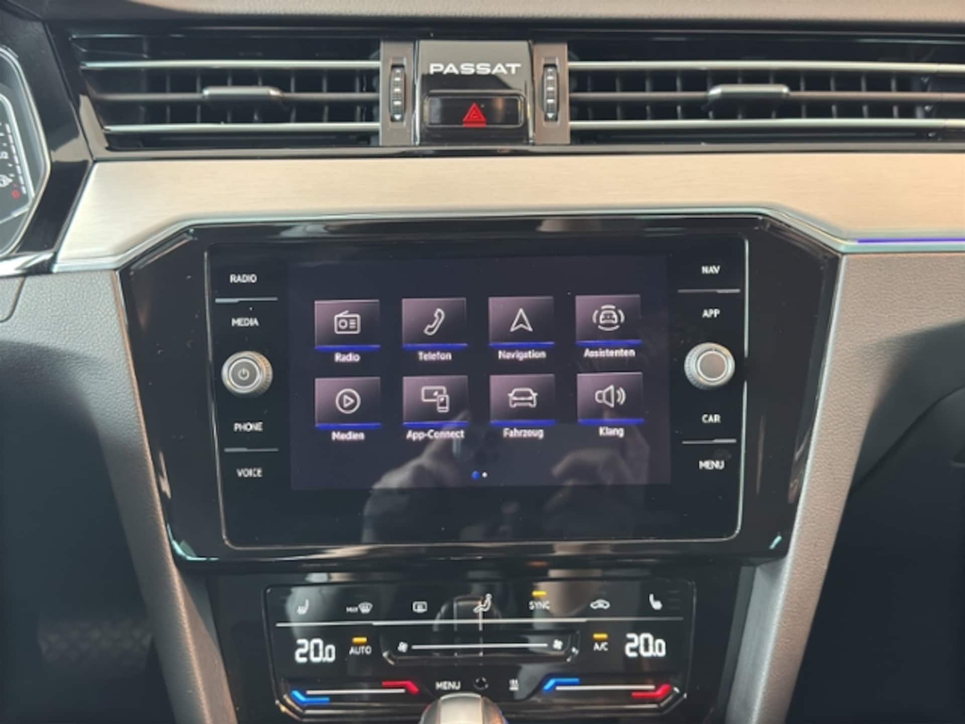 Volkswagen Passat Variant Elegance