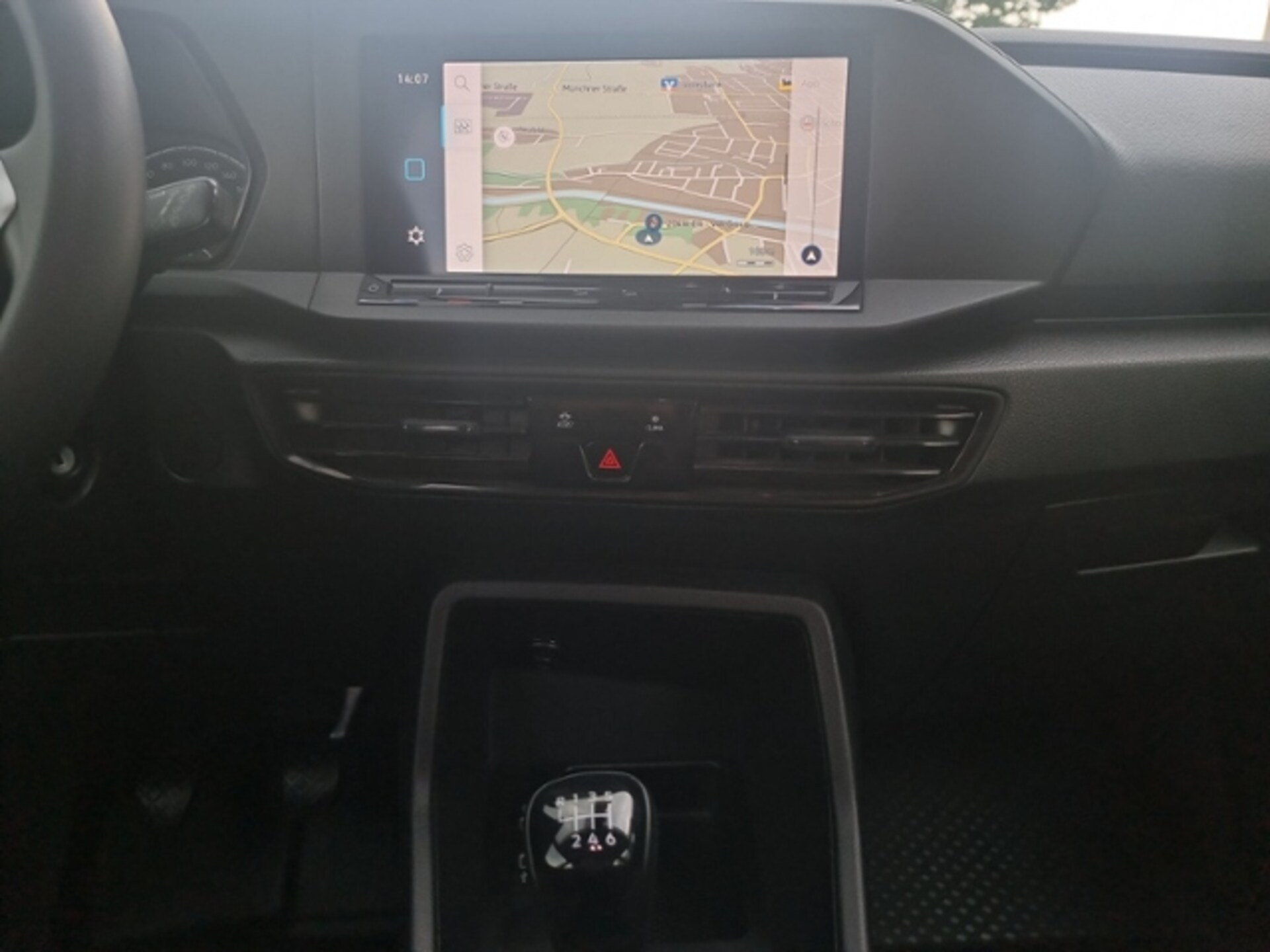 Volkswagen Caddy Maxi Basis-Modell