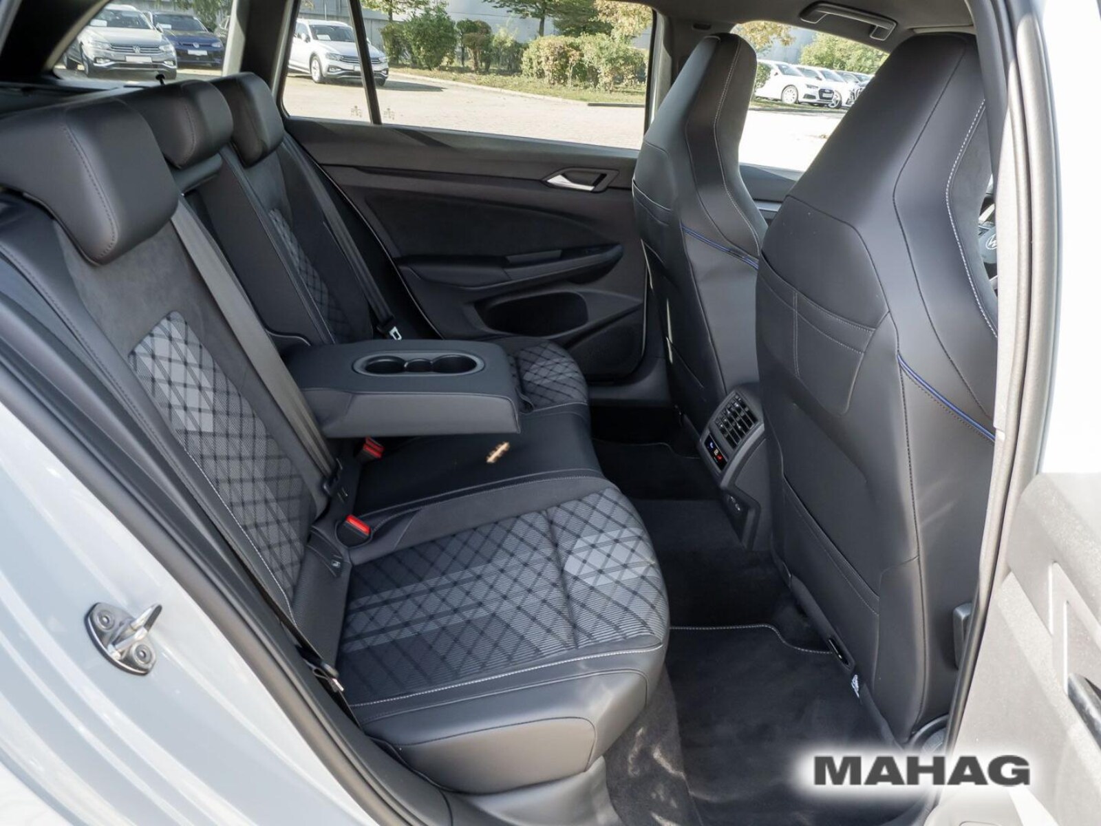Volkswagen Golf Variant – Bild 16