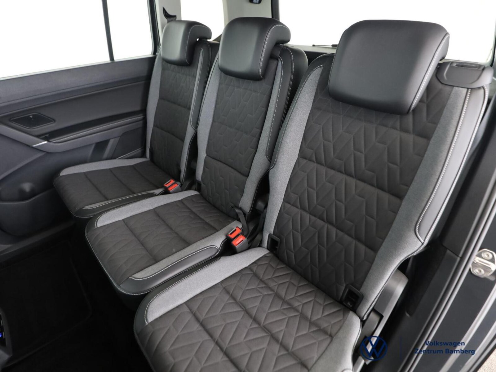 Volkswagen Touran – Bild 8