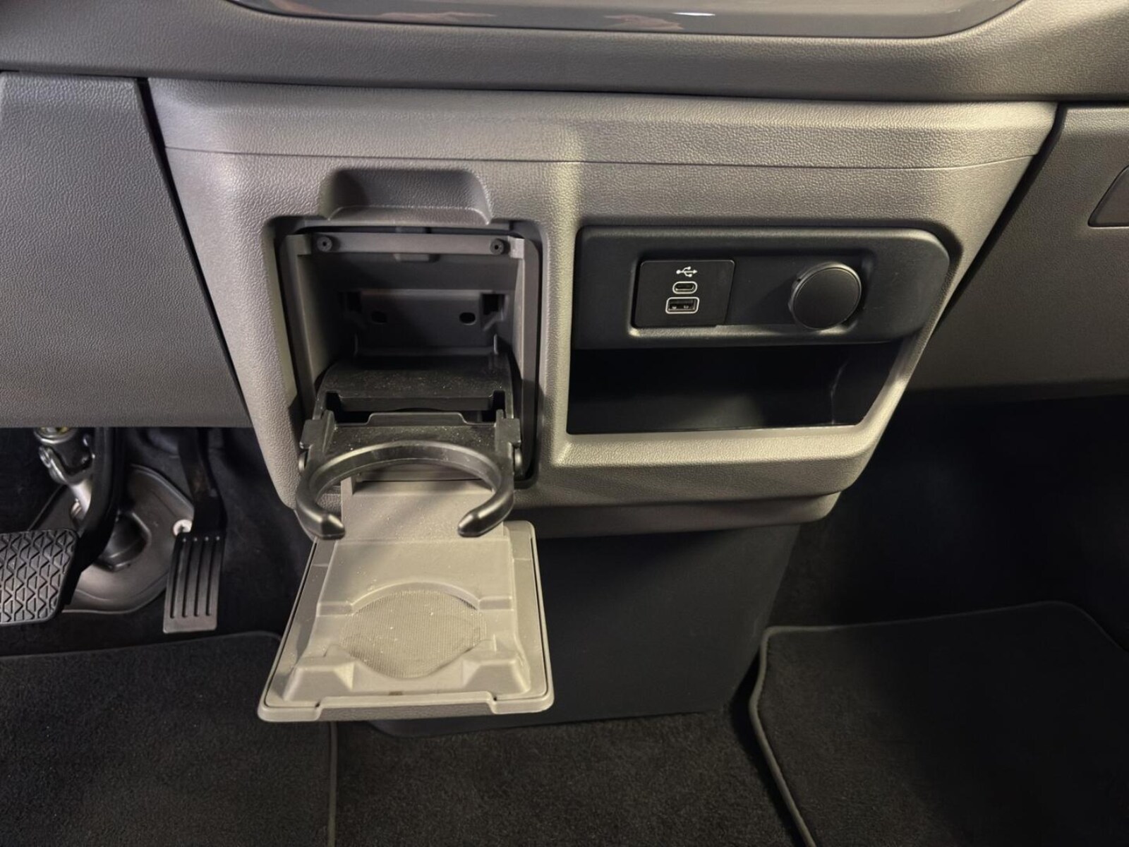 Volkswagen Caravelle langer Radstand – Bild 14