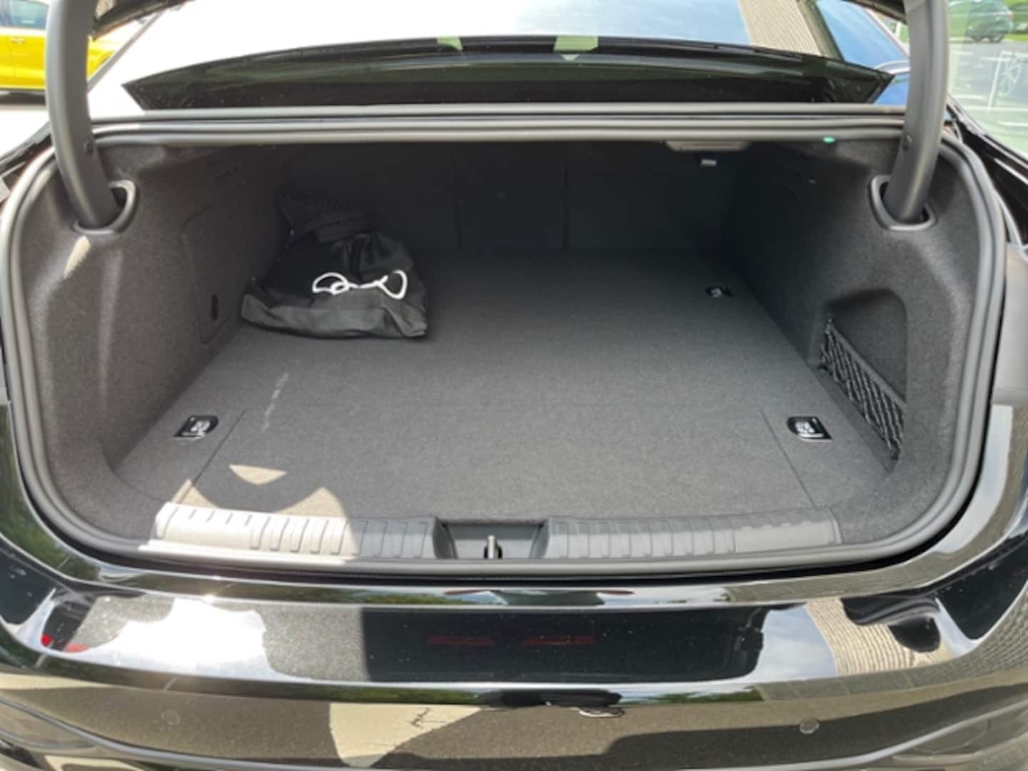 Bild über Audi A6 Limousine e-hybrid edition one e-hybrid quattro 270 kW S tronic - für weitere Informationen kontaktieren Sie den Audi Partner