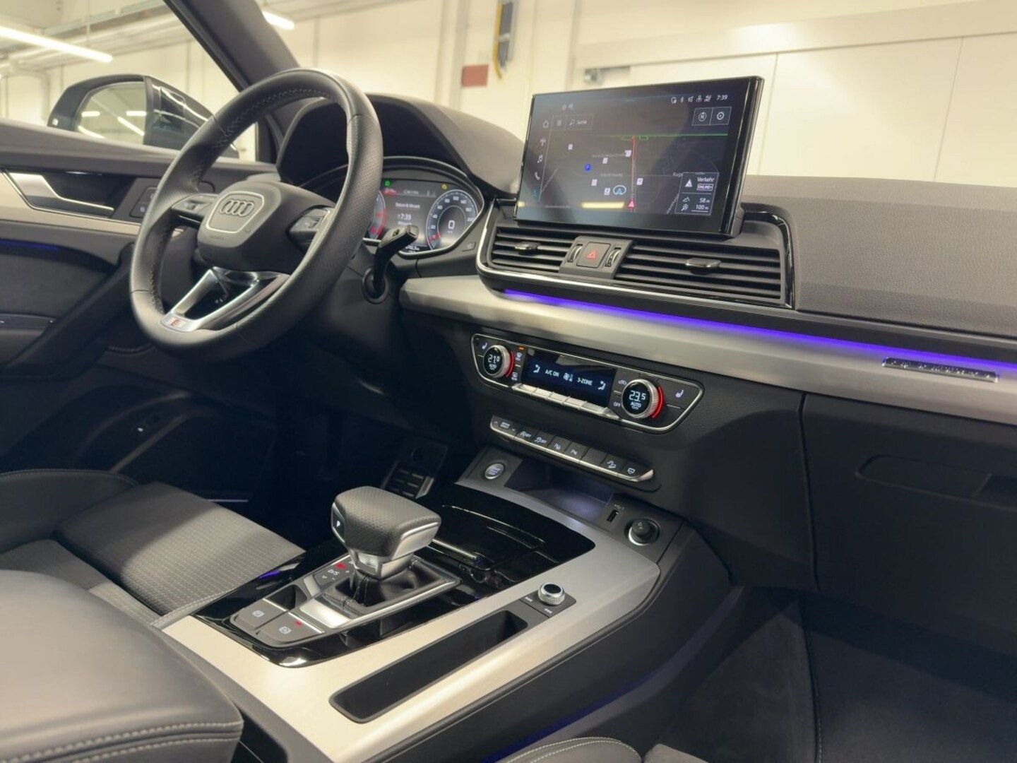 Bild über Audi Q5 Sportback 40 TDI quattro S tronic - für weitere Informationen kontaktieren Sie den Audi Partner