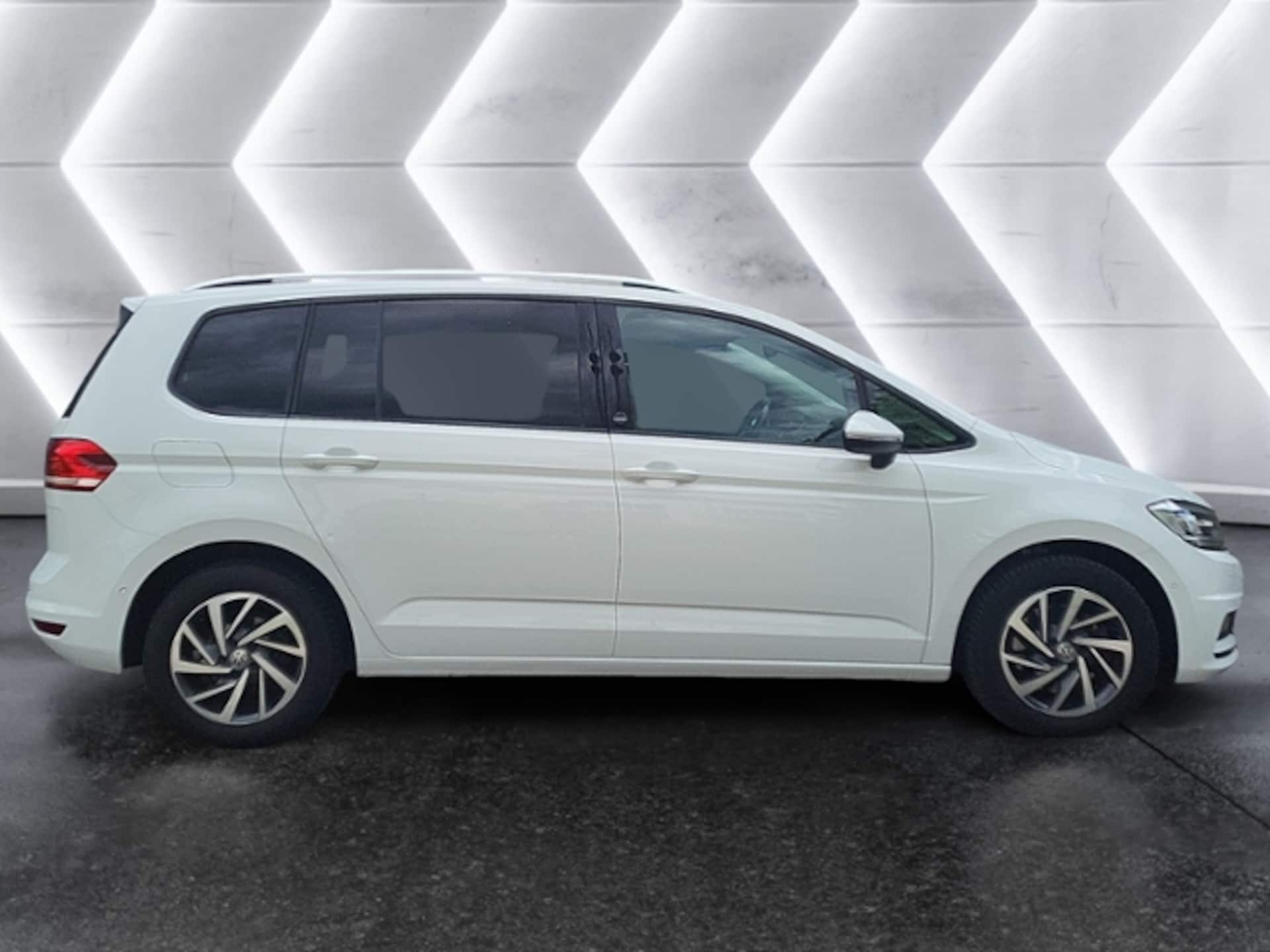Volkswagen Touran SOUND
