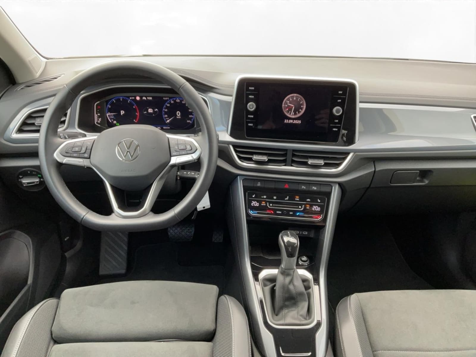 Volkswagen T-Roc – Bild 12