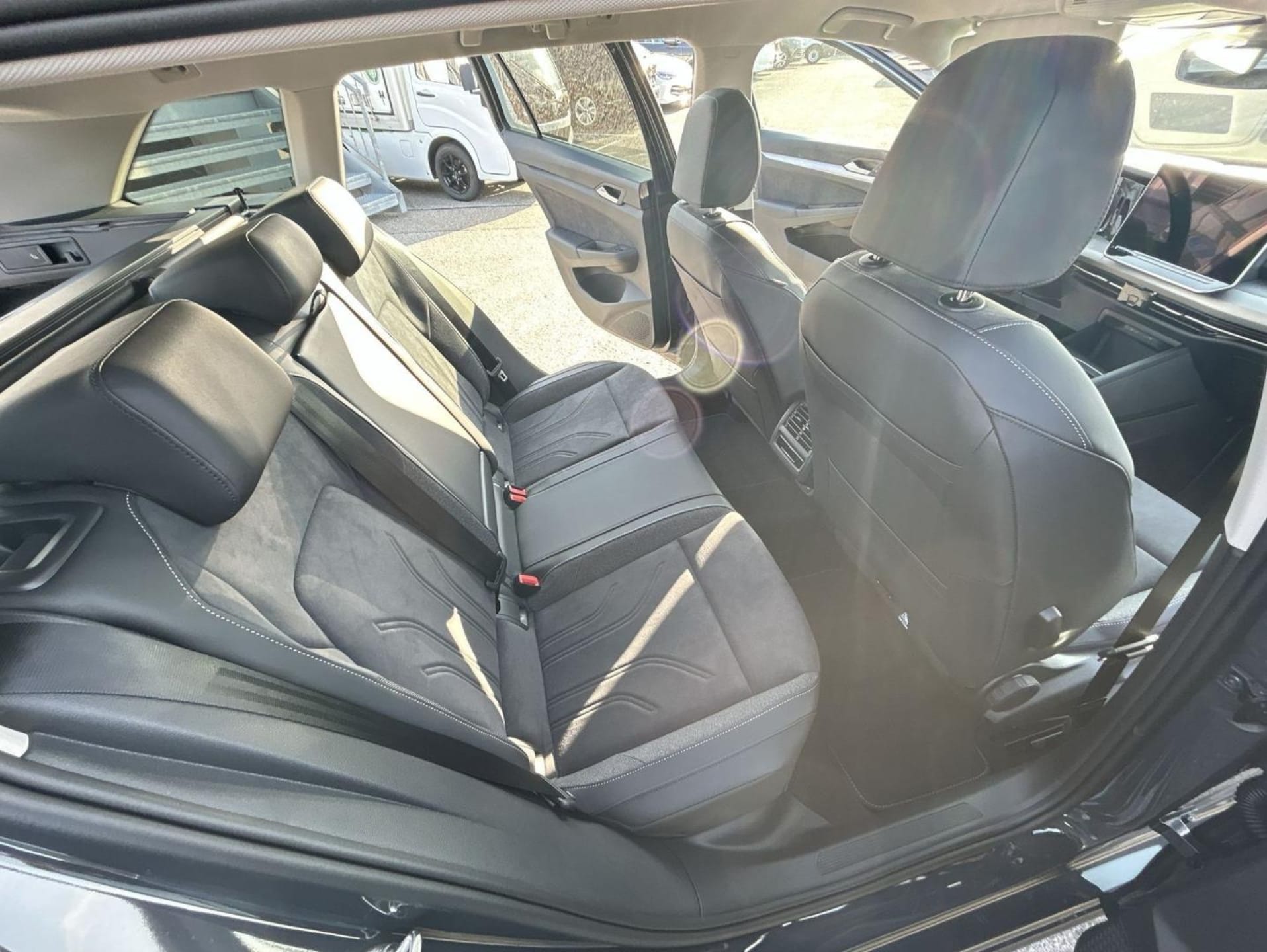 Volkswagen Golf Variant Life