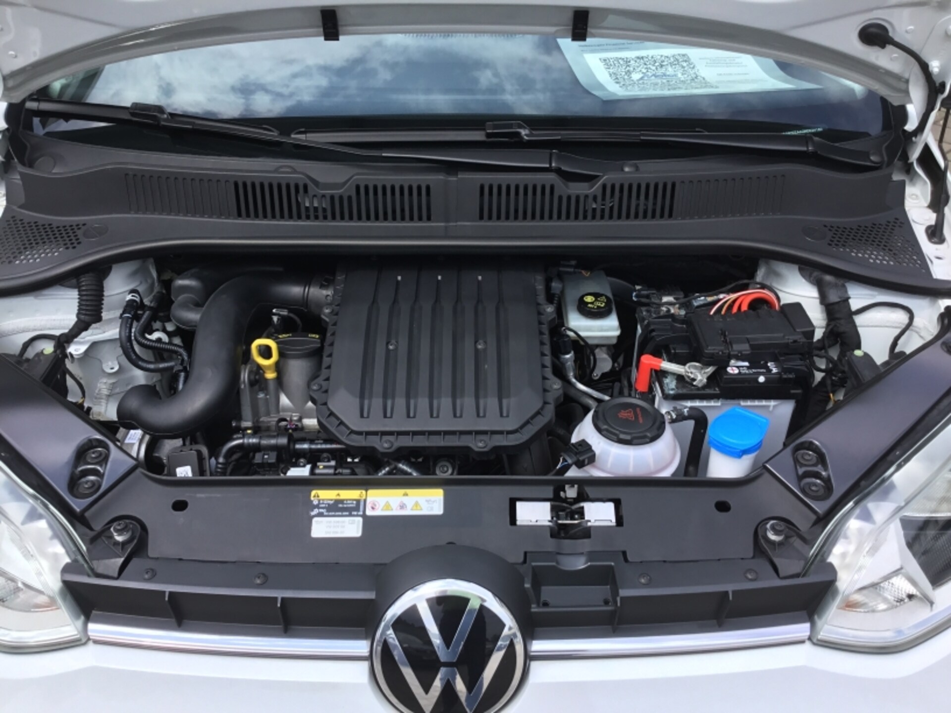 Volkswagen up! move up!