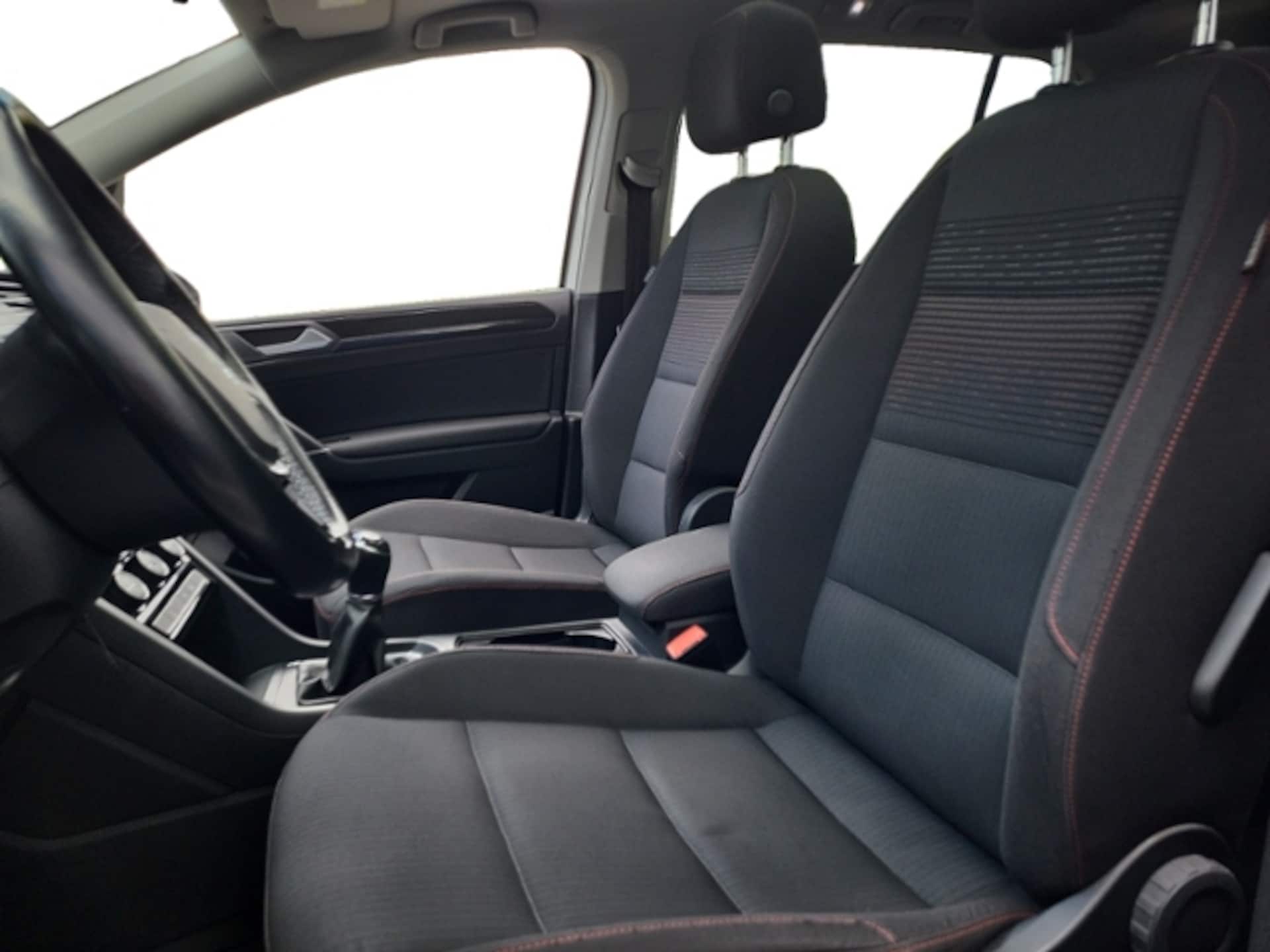 Volkswagen Touran SOUND