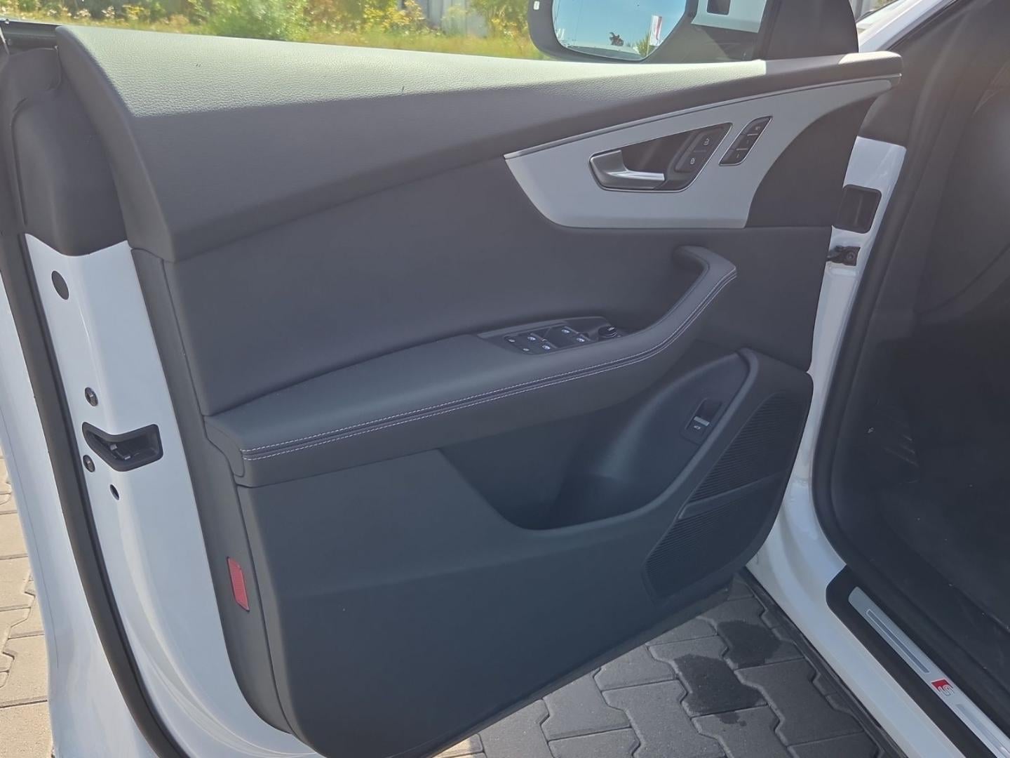 Bild über Audi Q8 SUV 50 TDI quattro tiptronic - für weitere Informationen kontaktieren Sie den Audi Partner