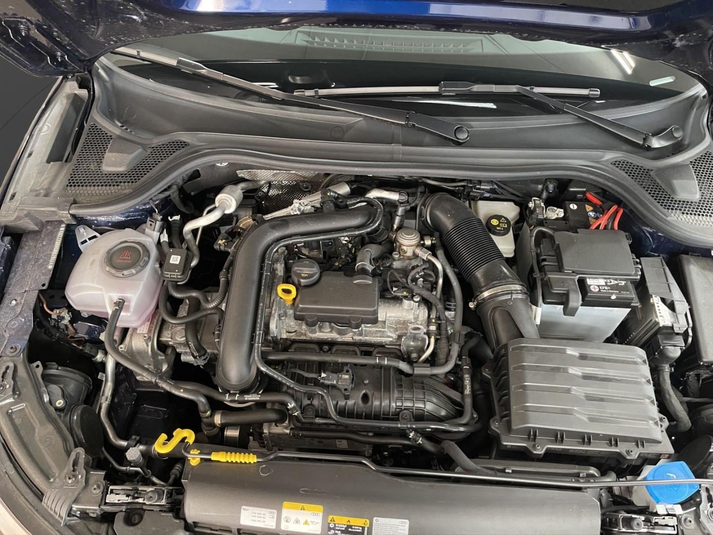 Bild über Audi A1 Sportback advanced 25 TFSI Schaltgetriebe - für weitere Informationen kontaktieren Sie den Audi Partner
