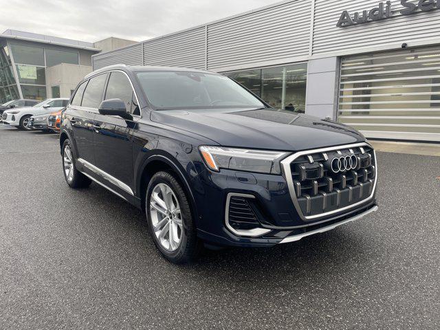 2025 Audi Q7 45 Premium Plus quattro Tiptronic's photo