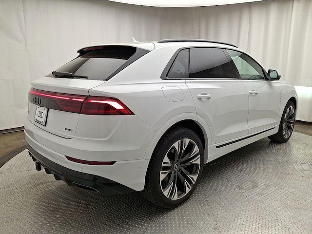 2026 Audi Q8