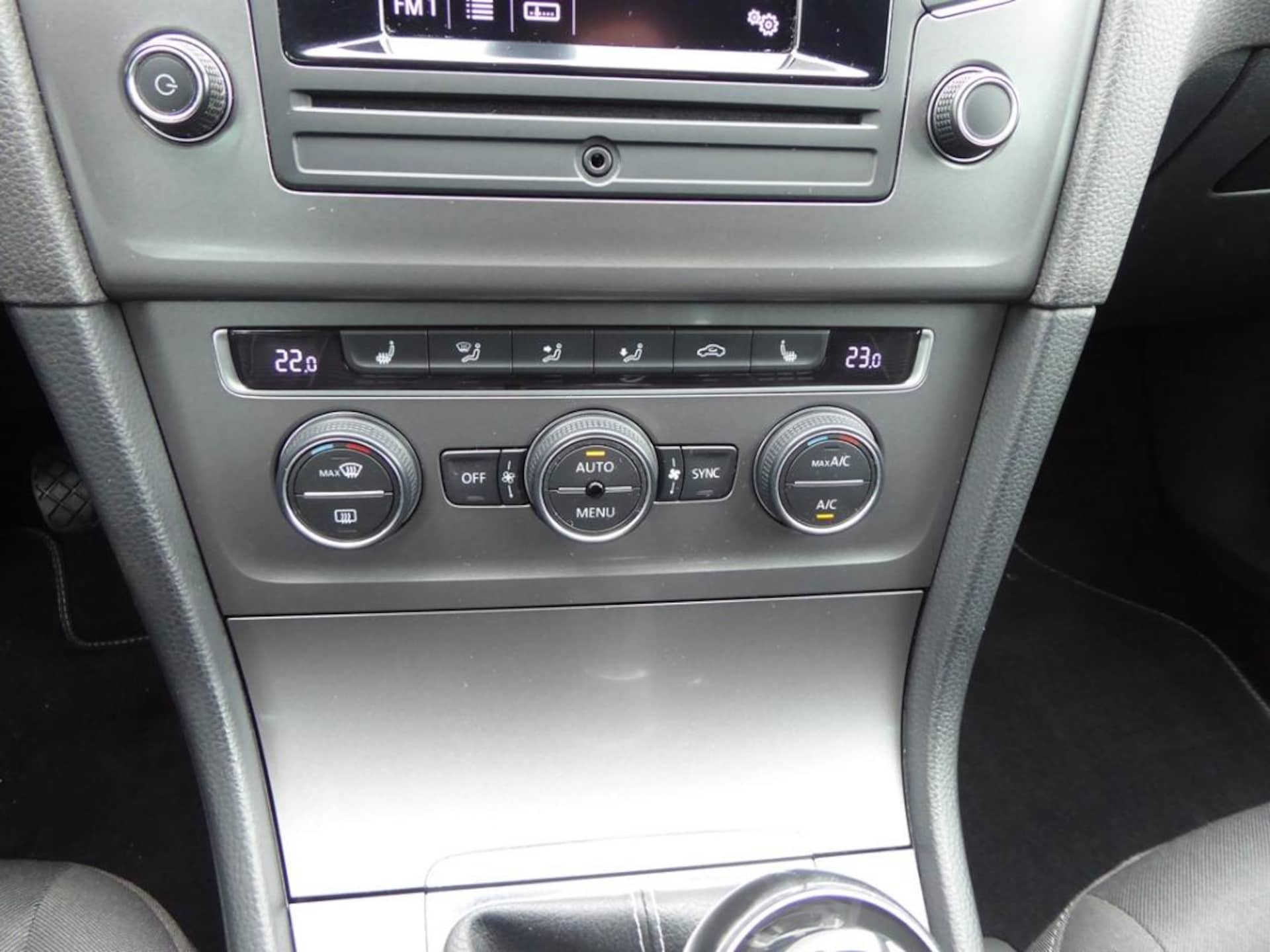 Volkswagen Golf LOUNGE
