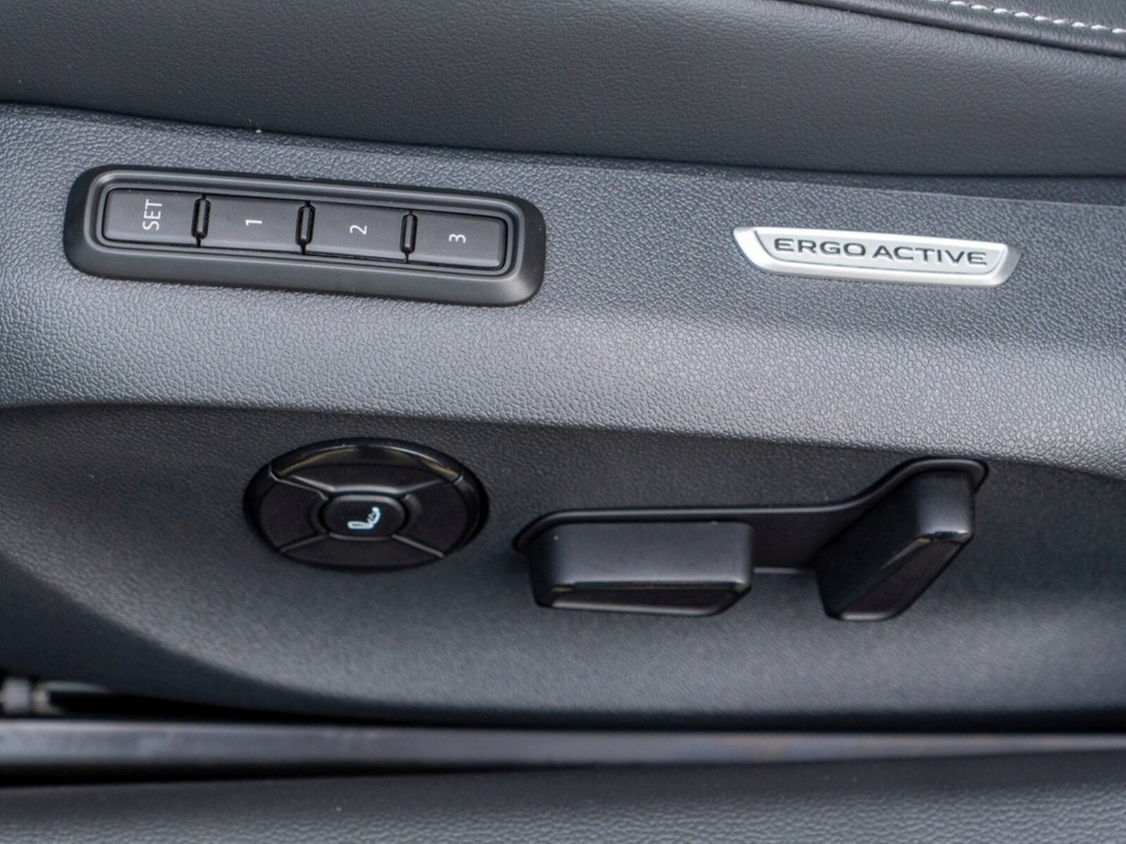 Volkswagen Passat – Bild 18