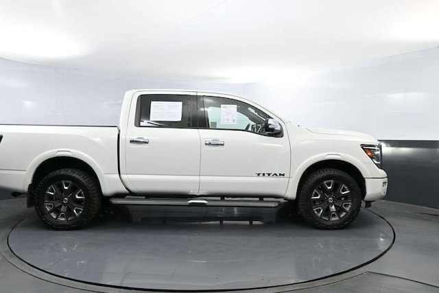 2022 Nissan Titan