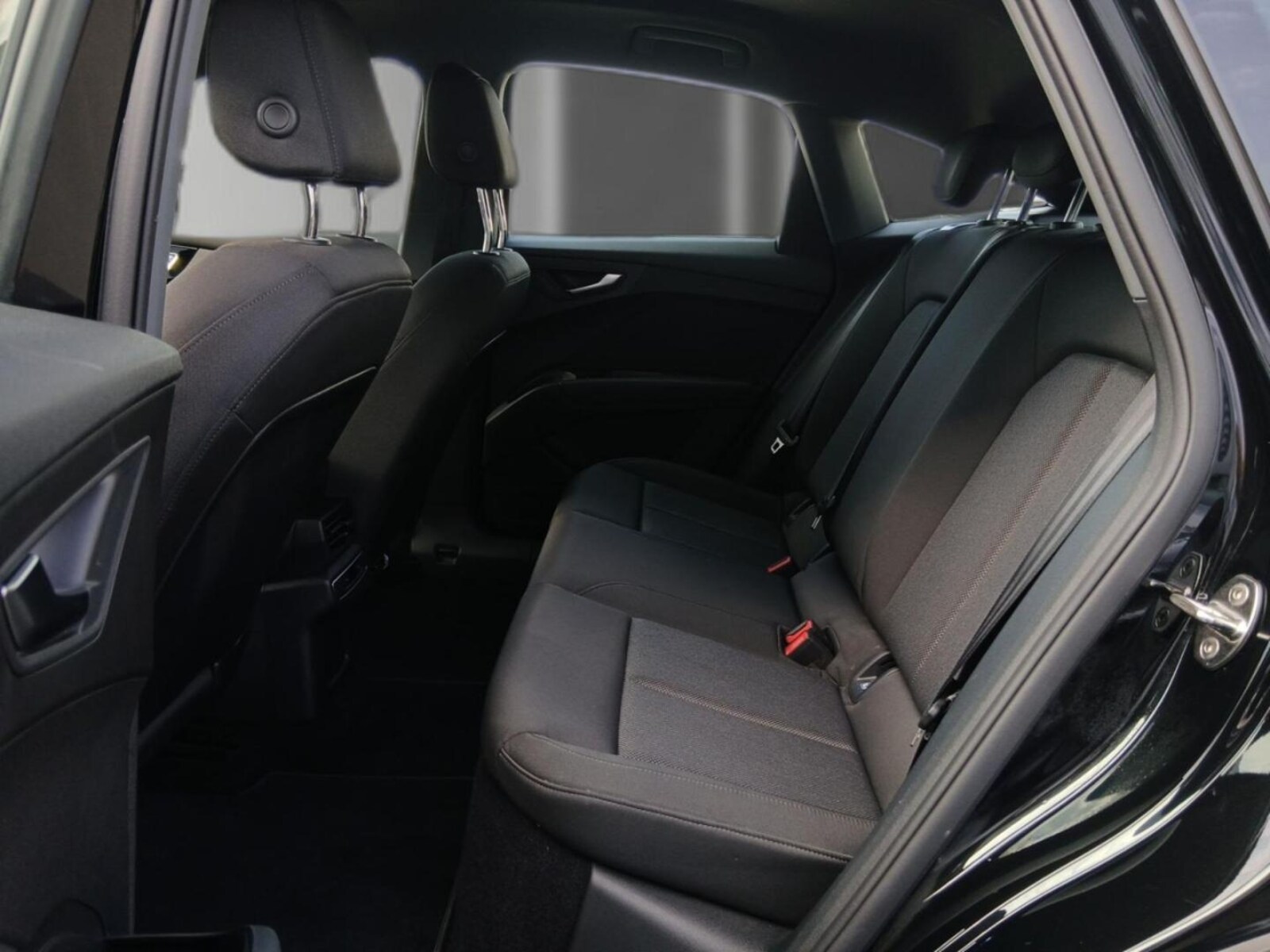 Audi Q4 Sportback e-tron – Bild 20
