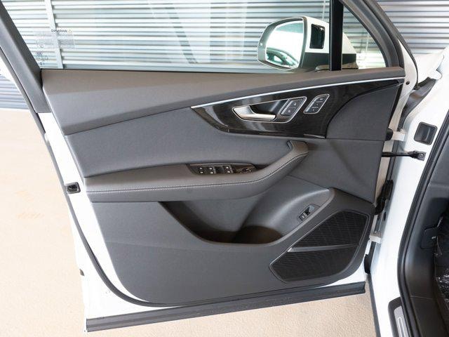 2026 Audi Q7 Premium Plus - Photo 25