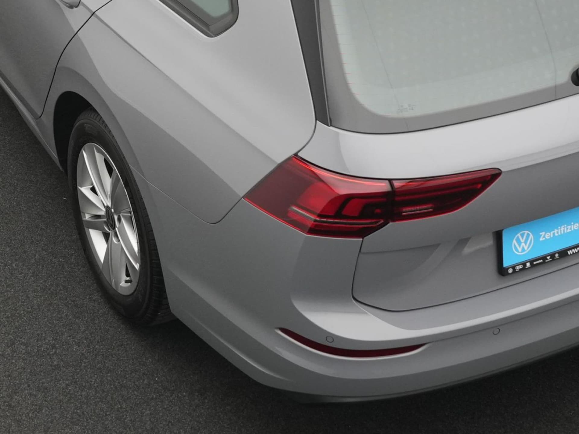 Volkswagen Golf Variant Life