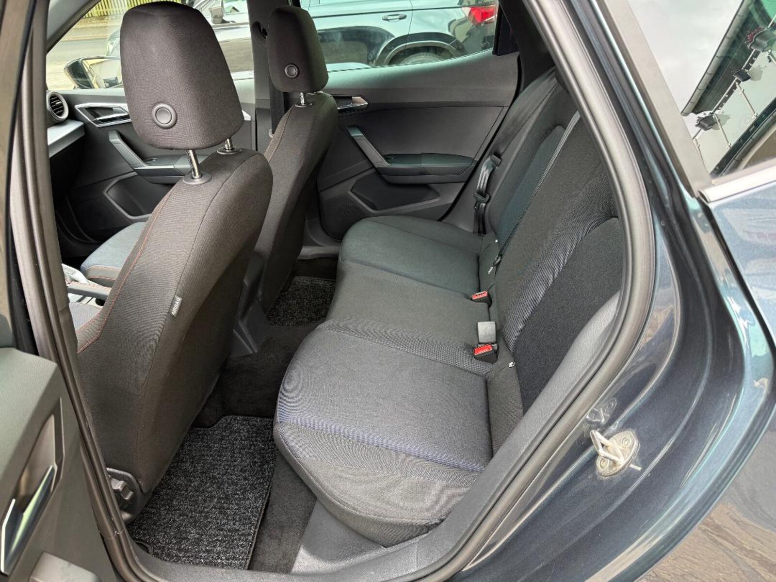SEAT Arona – Bild 4