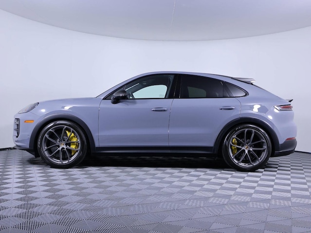 2025 Porsche Cayenne Hybrid