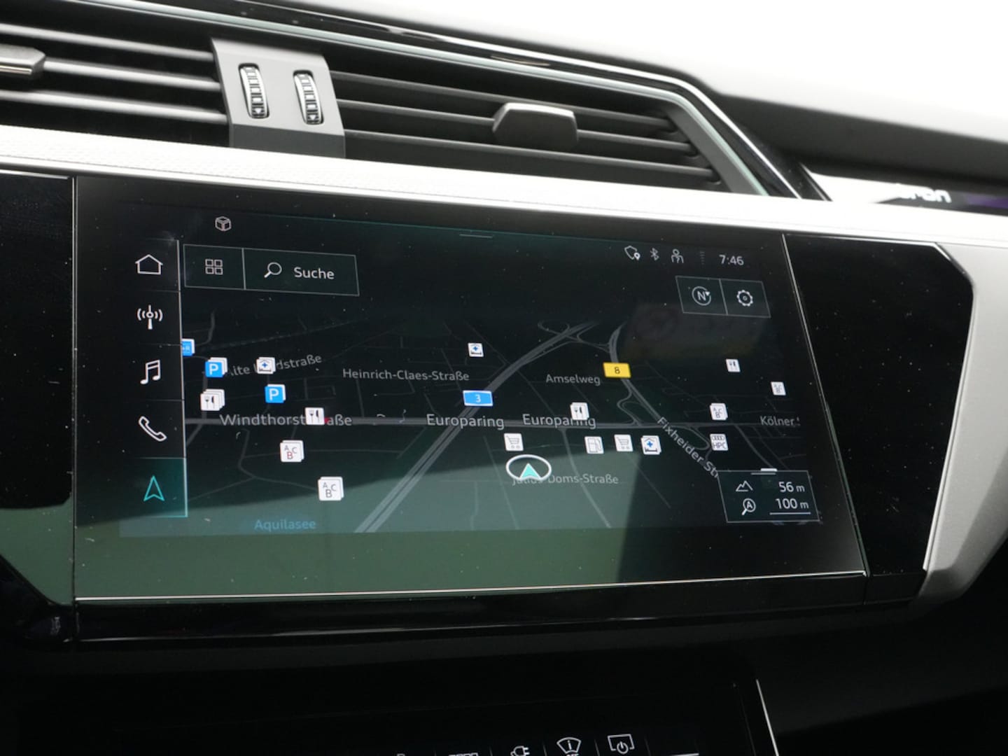 Bild über Audi Q8 Sportback e-tron S line 55 e-tron quattro - für weitere Informationen kontaktieren Sie den Audi Partner