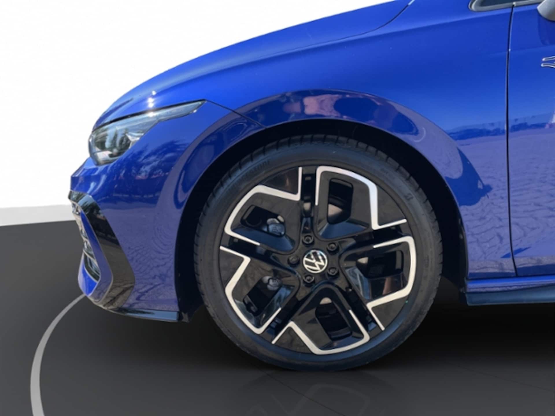 Volkswagen Golf R-Line
