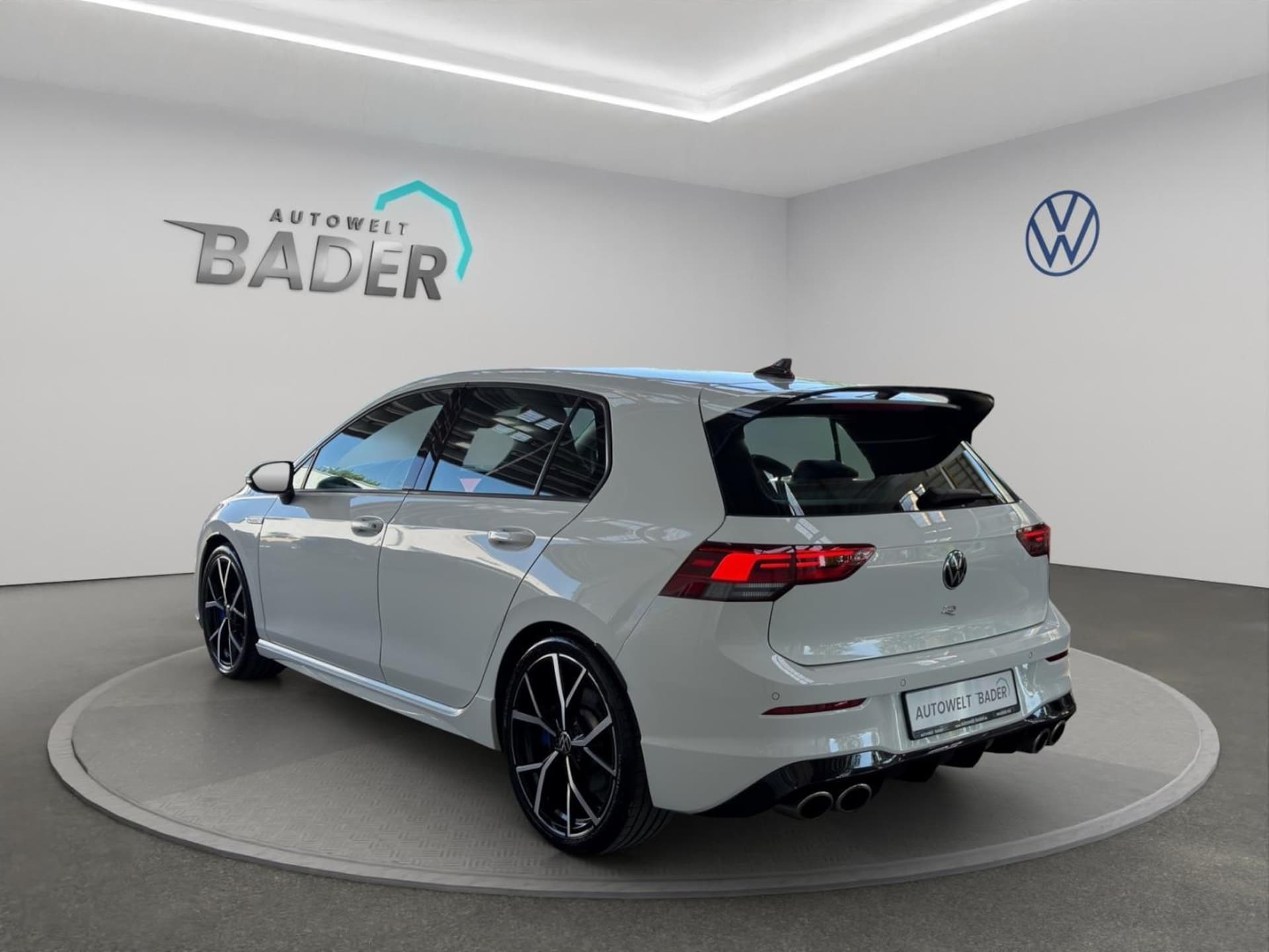 Volkswagen Golf R
