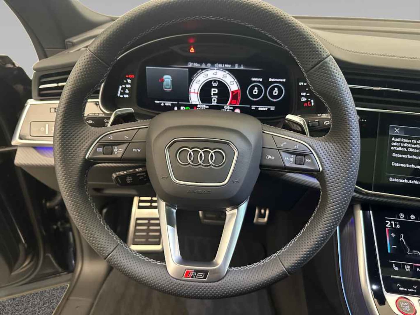 Bild über Audi RS Q8 SUV TFSI quattro 471 kW tiptronic - für weitere Informationen kontaktieren Sie den Audi Partner