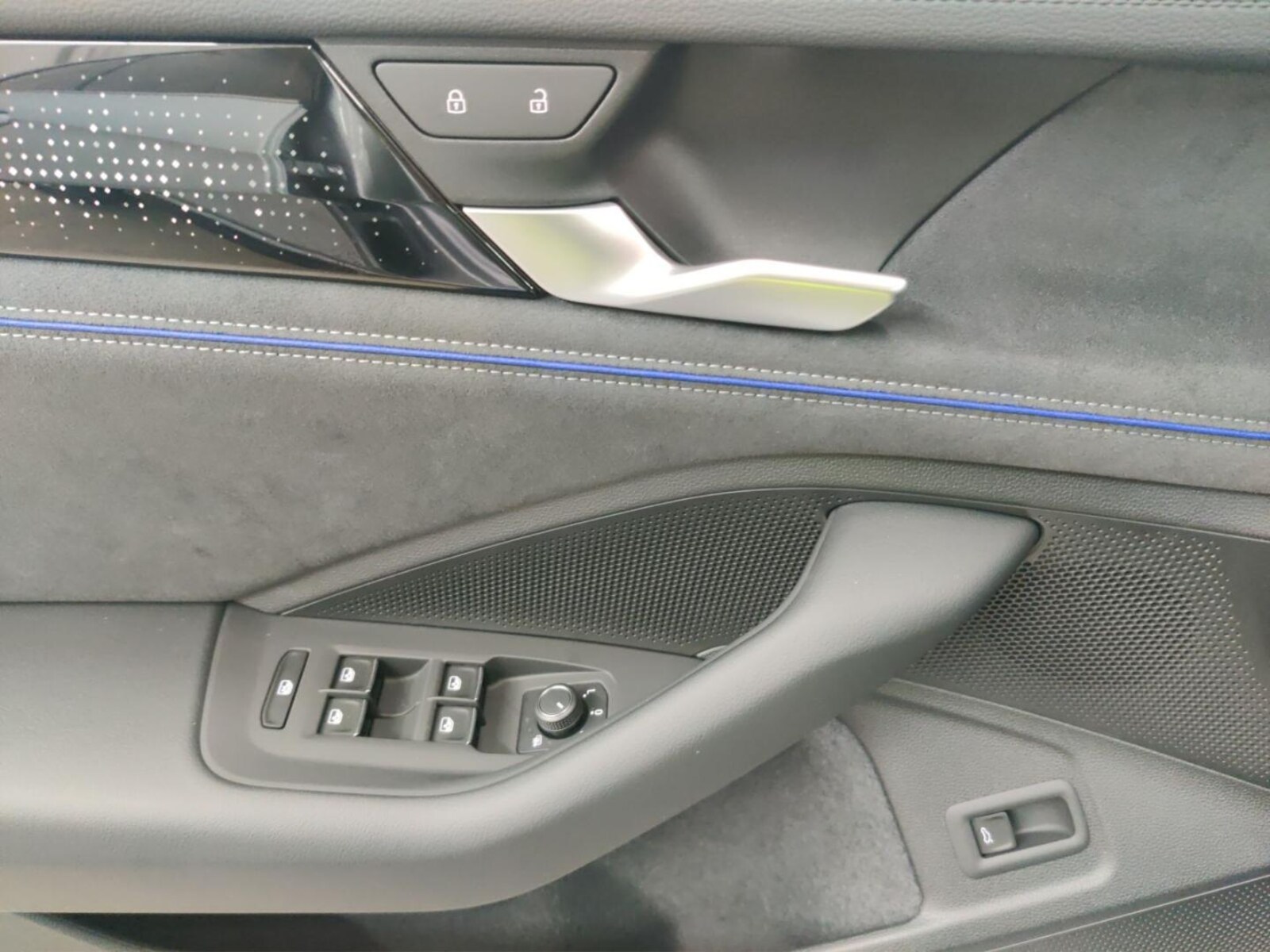 Volkswagen Passat – Bild 10