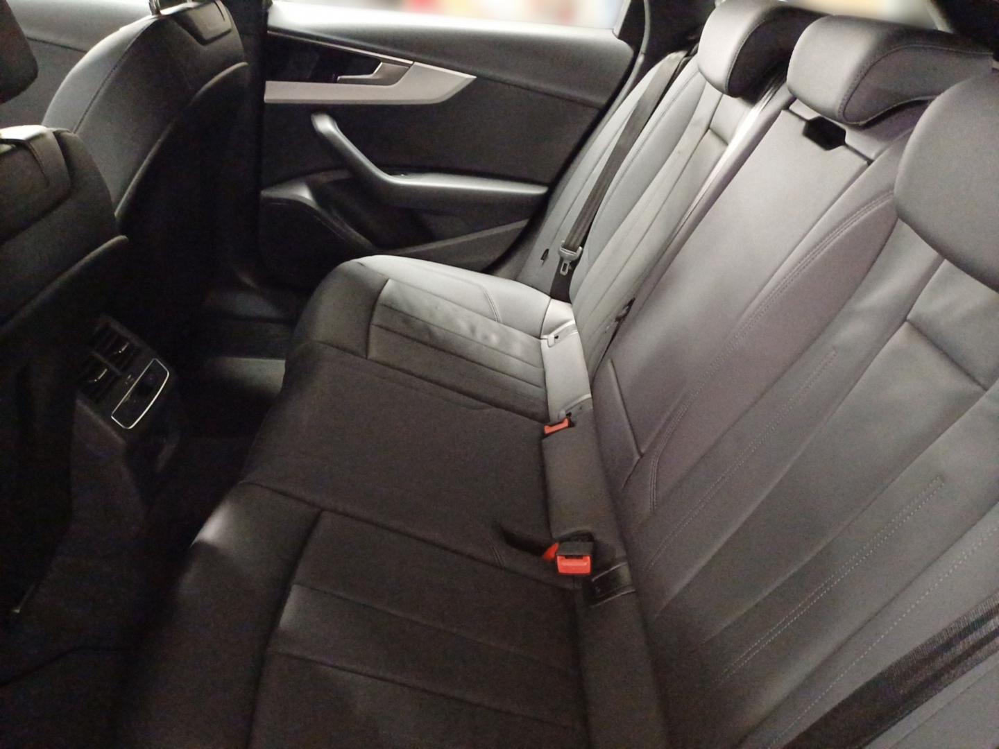 Image about Audi A4 Avant S line 35 TFSI S tronic