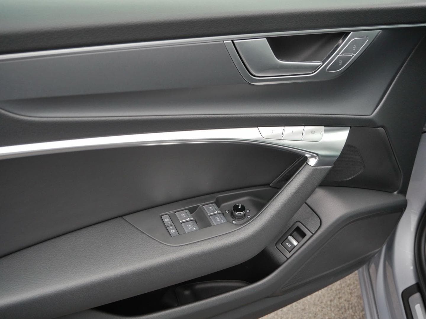 Bild über Audi A6 Avant advanced 45 TFSI S tronic - für weitere Informationen kontaktieren Sie den Audi Partner