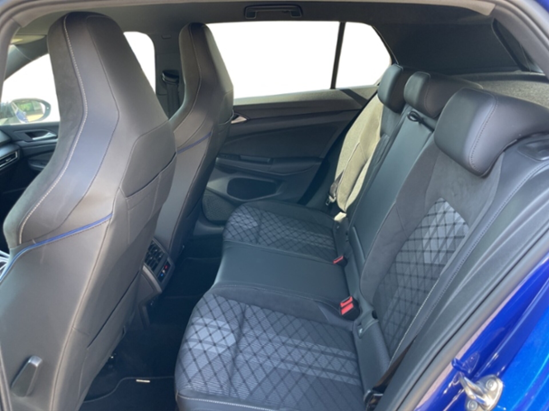 Volkswagen Golf R-Line