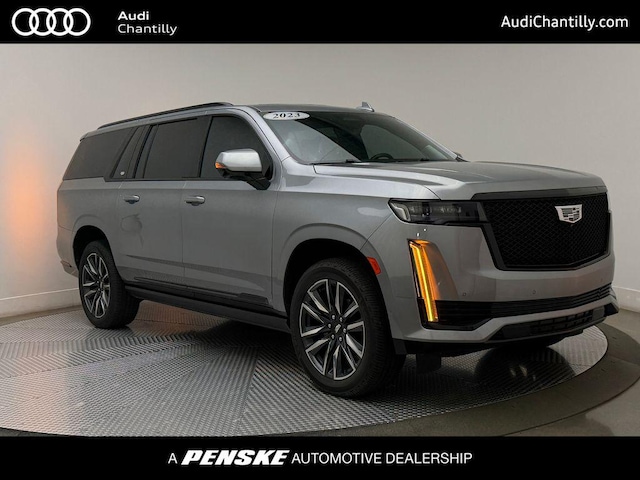 Photo of 2023 Cadillac Escalade ESV