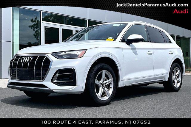 2023 Audi Q5 40 Premium's photo