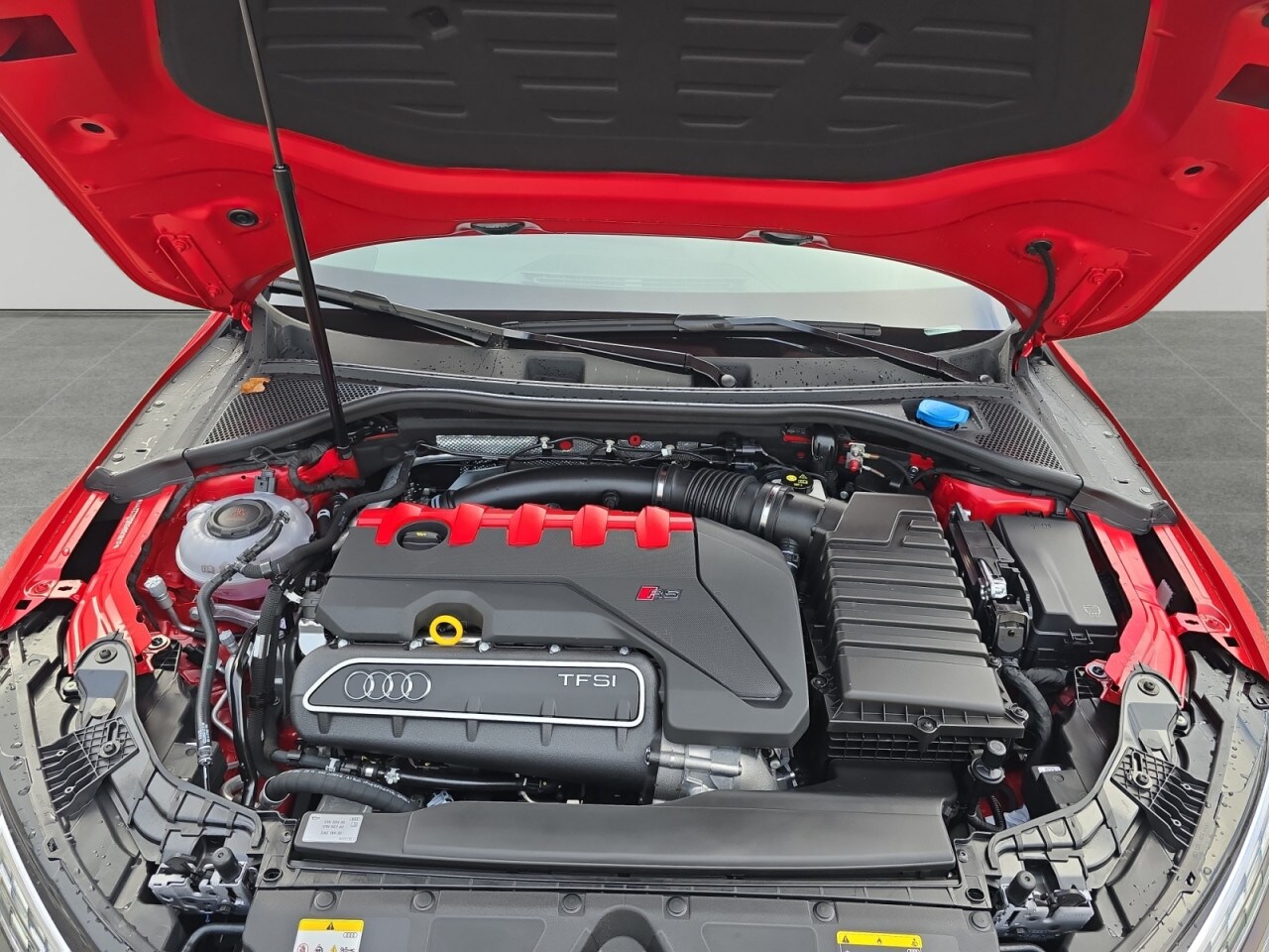 Image about Audi RS 3 Limousine TFSI quattro S tronic