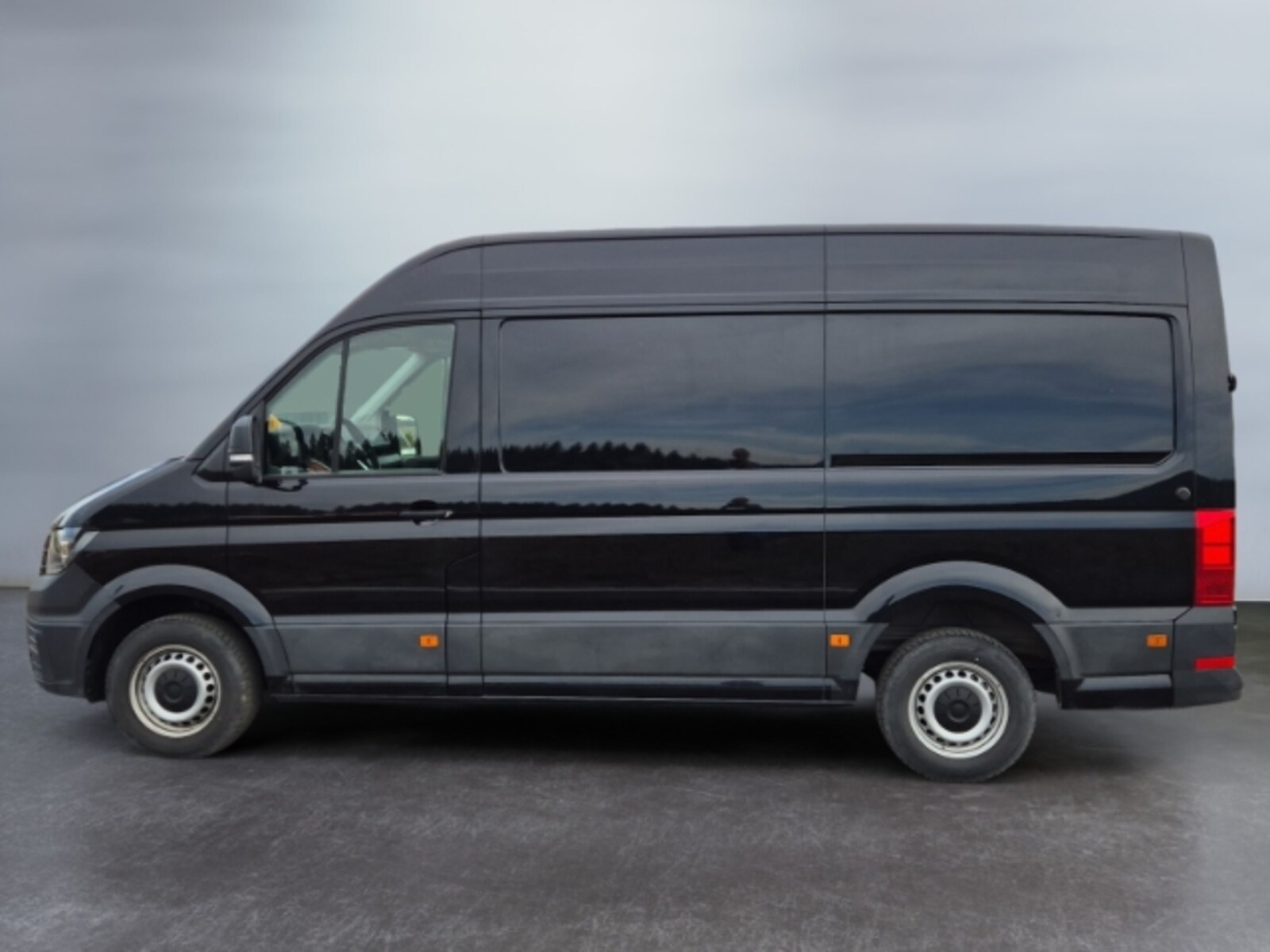 Volkswagen Crafter Kasten mittlerer Radstand – Bild 7