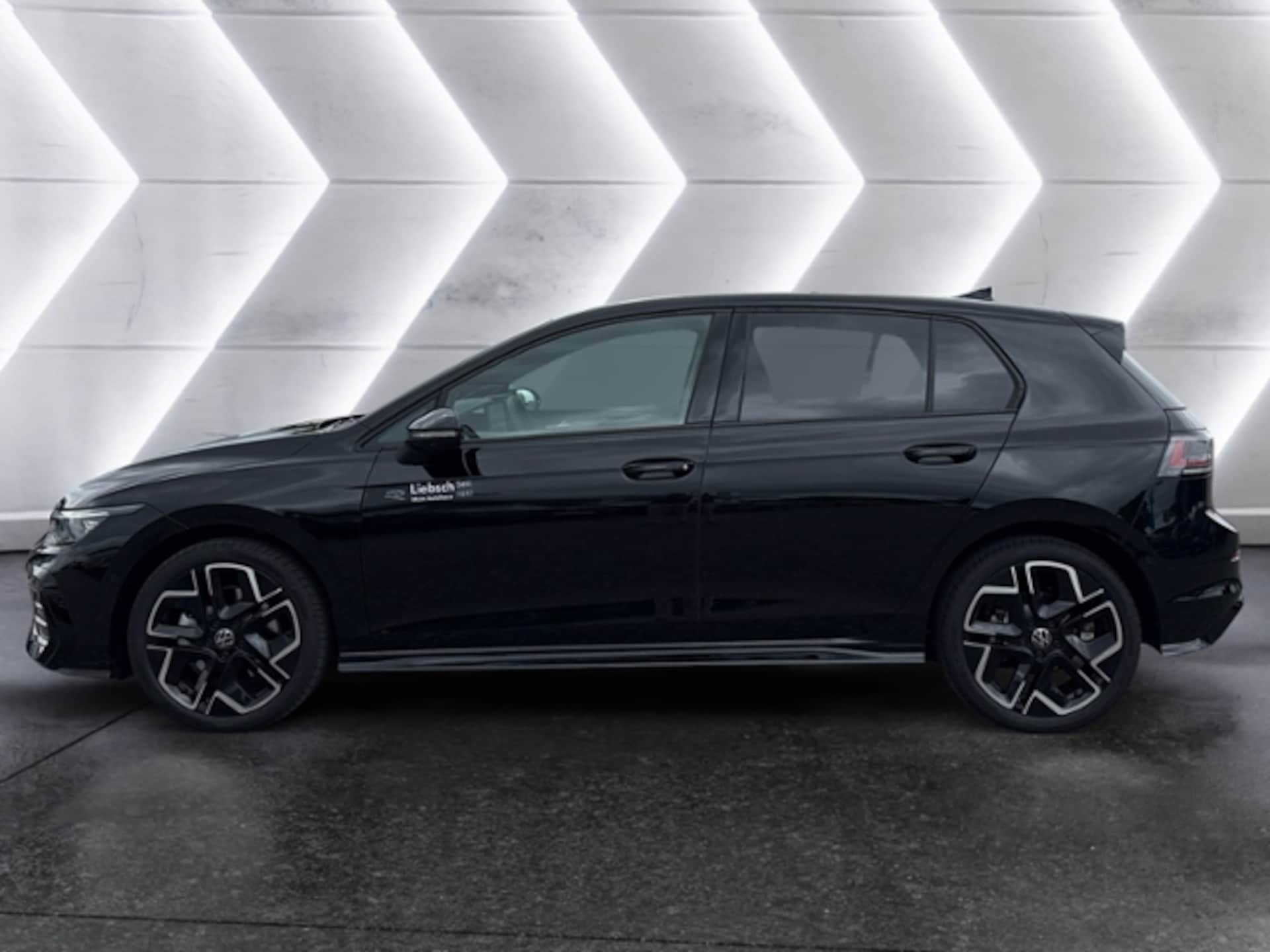 Volkswagen Golf R-Line